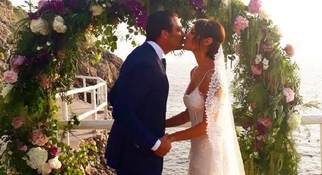 Ex Napoli, Oddo si sposa nel giorno del suo 43esimo compleanno a Capri [FOTO]