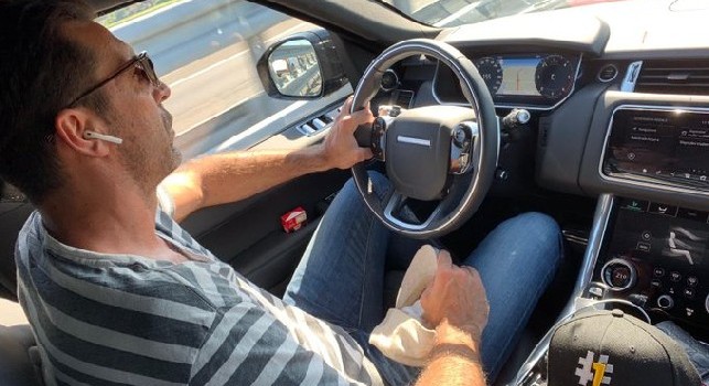 Buffon al volante senza cintura a 155 km/h: scoppia la bufera attorno all'ex Juve! [FOTO]