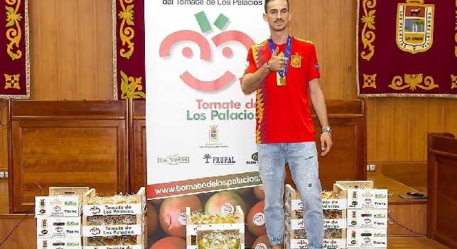 Fabiàn festeggiato nella sua città natale dopo la vittoria dell'Europeo: Sono molto orgoglioso, vi porterò sempre nel mio cuore [FOTO]