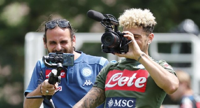 Dall'<i>invasione</i> a Carciato a Malcuit <i>videomaker</i>: tutti gli scatti dell'allenamento mattutino [FOTOGALLERY CN24]