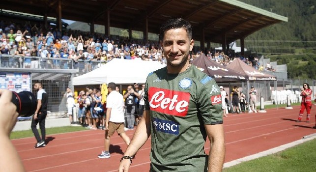 Kostas Manolas con la maglia del Napoli a Dimaro, foto Ciro De Luca