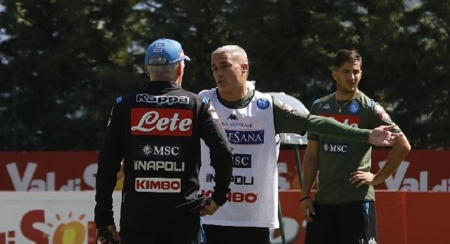 Dimaro 2019 - Mattina, giorno 11: la maglia Sarri 71, gli ospiti di Ancelotti e lo sguardo di Callejon [FOTOGALLERY CN24]