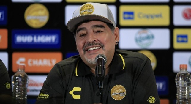Maradona e il benvenuto a De Rossi: La maglia del Boca è come il sangue di San Gennaro [AUDIO]