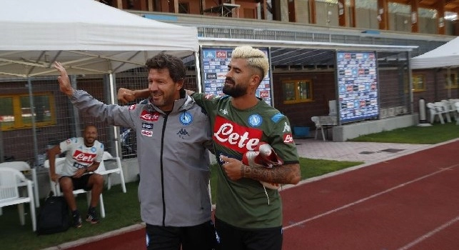 Il Mattino - Hysaj-Roma, pronti 17 milioni: pochi per il Napoli, si dovr&agrave; attendere! Non da escludere acquisti in difesa: la situazione