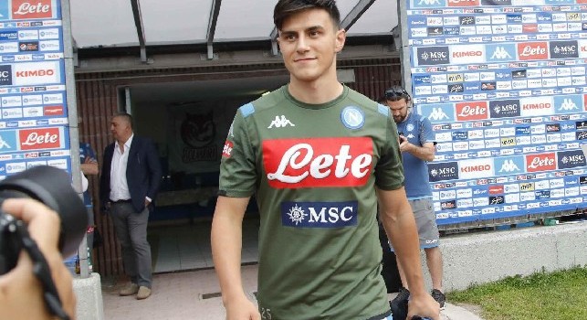 Elmas, l'intermediario: Contagiato subito dall'affetto dei napoletani, ha scelto Napoli anche per il calore. Sta già imparando l'italiano