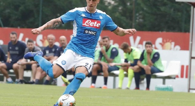 Chiriches ironizza su Instagram: Ritiro finito. Con meno capelli ma sempre sorridente [FOTO]