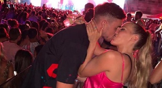 Fabian in love, la sua fidanzata pubblica gli scatti della loro serata all'Ushuaia di Ibiza [FOTOGALLERY]