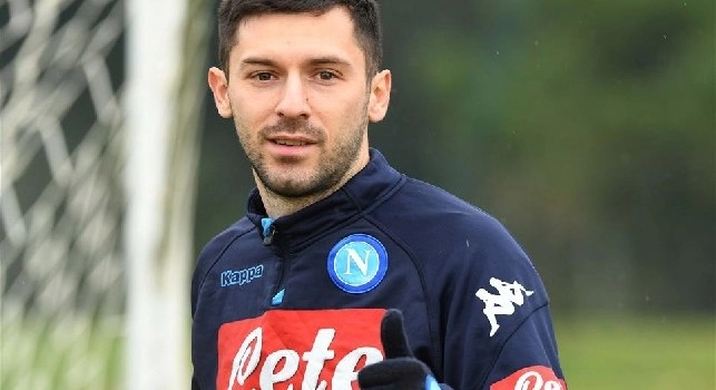 Hrvoje Milic, ricordate il terzino azzurro che non giocò mai per il Napoli? E' pronto a raggiungere Stramaccioni in Iran
