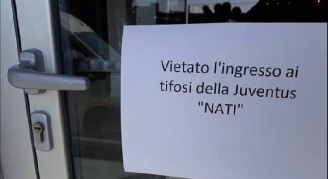 Divieto Stadium, Napoli risponde con ironia geniale: Vietato l’ingresso nel locale ai tifosi Juve, nati [FOTO]