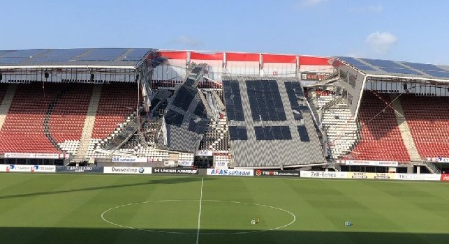 Shock in Olanda, crolla una parte dello stadio dell'AZ Alkmaar [FOTO]