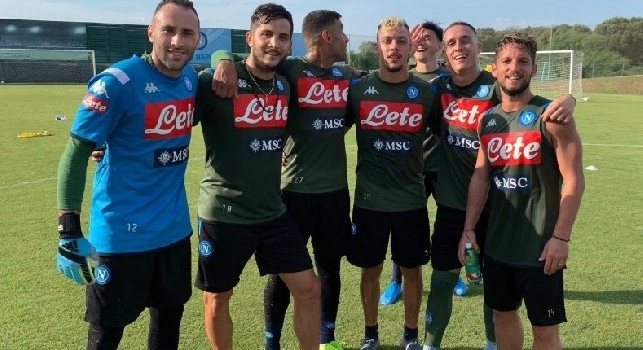 Allenamento pomeridiano concluso per il Napoli, ecco la squadra che ha vinto il quadrangolare in famiglia [FOTO]