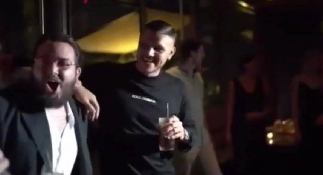 Icardi <i>mezzo napoletano</i>: canta 'O surdato nnammurato al party di Lautaro! [VIDEO]