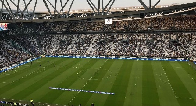 Soliti cori beceri allo Stadium: Napoli usa il sapone...