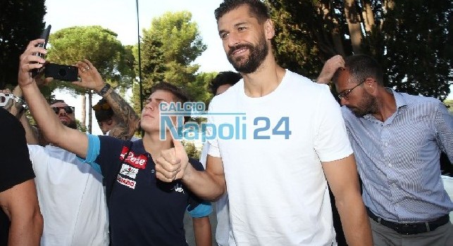 Fernando Llorente arrivo a Villa Stuart