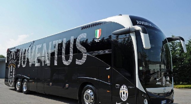 Juventus arrivata all'Alianz: bianconeri accolti dai propri tifosi [VIDEO]