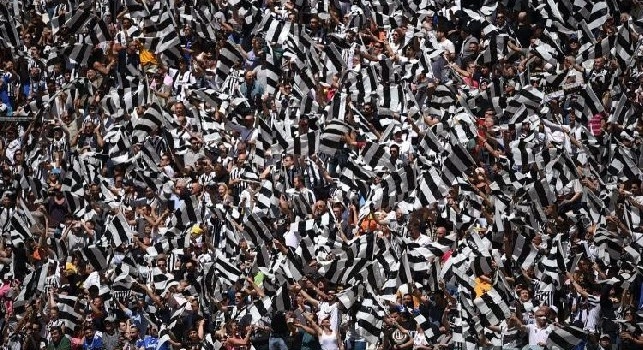 Offeso e aggredito perch&eacute; tifoso della Juventus: carabiniere napoletano denuncia l'aggressione