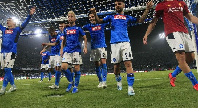 L'esplosione azzurra ed il ruggito di Llorente: le emozioni di Napoli-Liverpool 2-0 [FOTOGALLERY CN24]