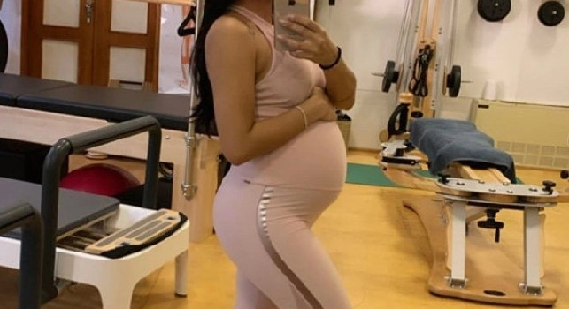 Allan, la moglie è incinta ed attende il terzo figlio: Sensazione di poter rotolare [FOTO]