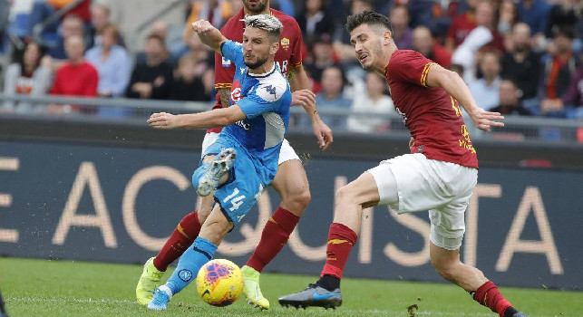 Roma-Napoli 1-0, le statistiche all'intervallo: equilibrio all'Olimpico, la sfortuna nega il pari agli azzurri [GRAFICO]