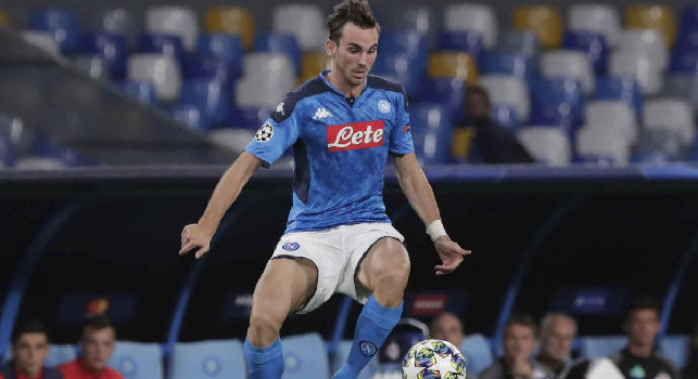 Fabian Ruiz in azione con la maglia del Napoli