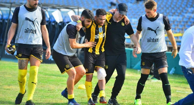 Penarol, l'ex Napoli Gargano si &egrave; di nuovo rotto il ginocchio! Potrebbe chiudere con il calcio giocato [FOTO]