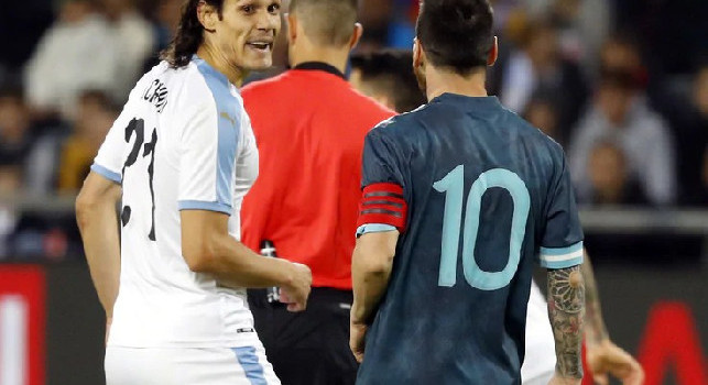Quando vuoi!, rissa sfiorata Cavani-Messi in Argentina-Uruguay! Il Matador l'aveva provocato così [VIDEO]