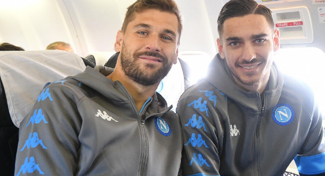 Next stop, Napoli in partenza per Liverpool: Llorente e Meret sorridenti