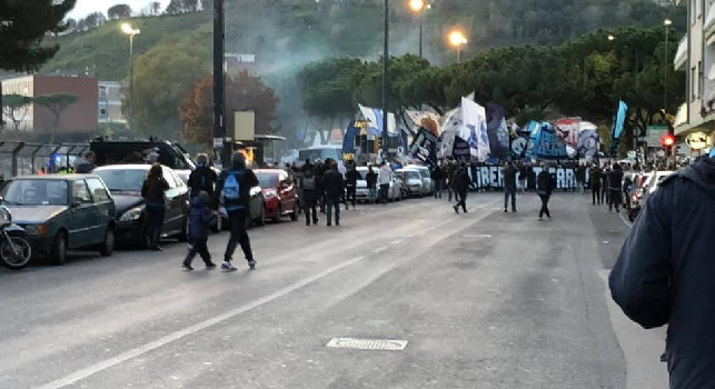 Dal Belgio - Sotto accusa la polizia: A Napoli aggrediti tifosi del Genk con martelli ed asce