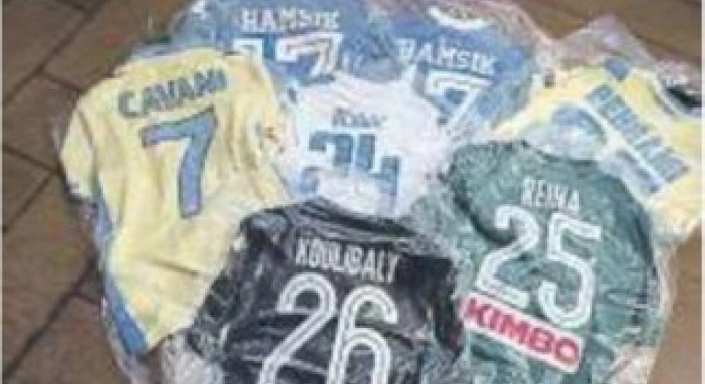 Asta benefica di Natale per i bambini in ospedale: anche il capo ufficio stampa della SSC Napoli dona per l'iniziativa del cardinale Sepe, i dettagli