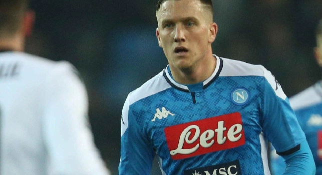 Zielinski a Sky: Grande partita! Ancelotti e lo staff ci hanno fatto i complimenti, noi siamo sempre con lui, glissa la domanda sul futuro del tecnico!