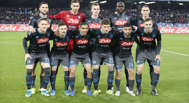 Gazzetta - E' un Napoli senz'anima e svogliato: 4 giocatori hanno incrociato le braccia, squadra non in grado di reggere la pressione