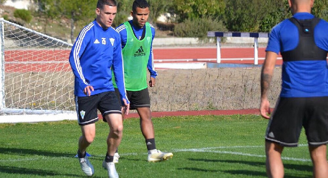 UFFICIALE - Il fratello gemello di Callejon torna in Spagna: Juanmi ha firmato col Marbella [FOTO]