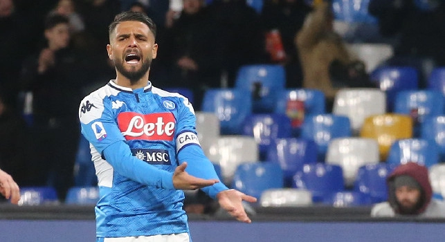 Napoli, che sfortuna! Ennesimo palo, il pallonetto di Insigne colpisce il legno