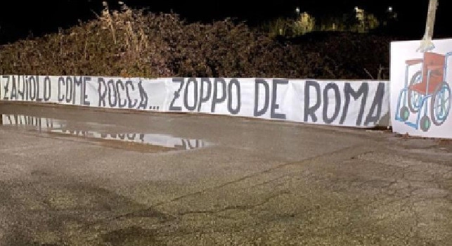 Striscione Zaniolo Rocca Lazio Roma