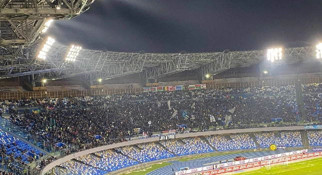 Il Roma - Fanno festa in 40mila. Solo indifferenza per Sarri