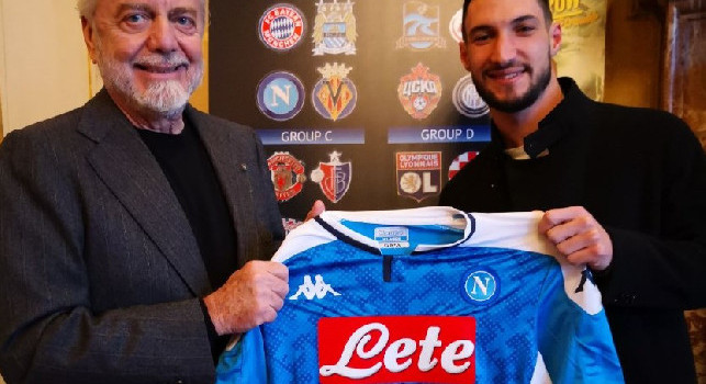 UFFICIALE - Politano al Napoli, definita la formula del trasferimento: primo scatto con la maglia azzurra