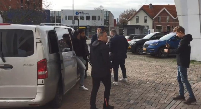 Niente Napoli per Ricardo Rodriguez, è arrivato in sede del PSV per firmare [VIDEO]