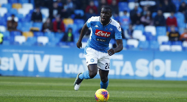 Gazzetta - Koulibaly out contro l'Inter: il difensore azzurro non è al top della forma