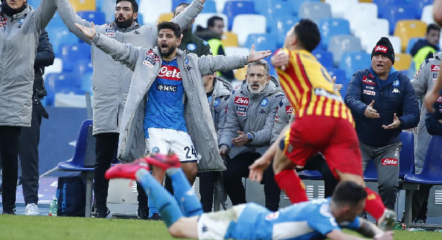 Pelillo... nell'uovo - Mai dire Gol... e il Napoli va... Indietro tutta...
