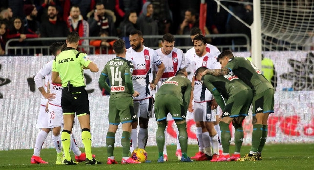 Pagelle Cagliari-Napoli: Mertens a -1 dalla Storia! Elmas onnipresente, Fabian mazzolatore. I centrali non concedono niente