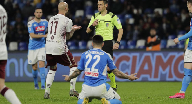 Napoli-Torino, la moviola CorSport: braccio di Izzo e contatto Bremer-Milik, giusto non dare rigore