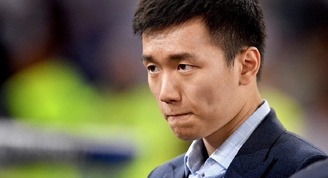 Inter, incontro tra Zhang e i calciatori: chiesto di rinunciare a due mensilità, si attende la risposta