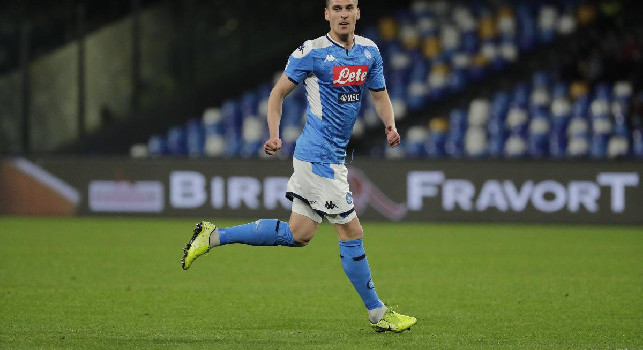 Verona-Napoli 0-1: sblocca Milik da calcio d'angolo, assist di Politano