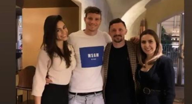Mario Rui e il relax con sua moglie Renata e gli amici [FOTO]