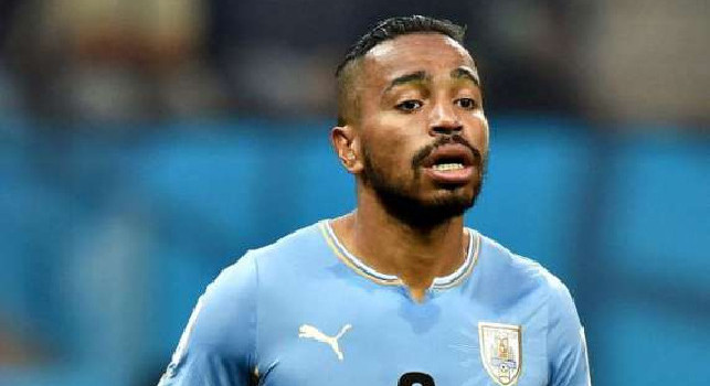 Alvaro Pereira vicino all'azzurro: Mazzarri mi voleva al Napoli...