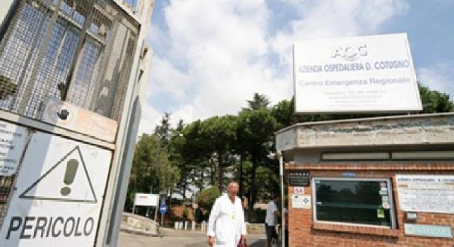 Coronavirus Campania, ospedale Cotugno di nuovo pieno: si teme la terza ondata