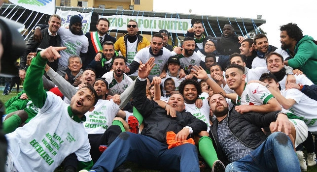 Emergenza Coronavirus, i calciatori dell'Afronapoli distribuiscono pasti alle famiglie bisognose