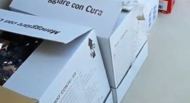 Coronavirus, splendido gesto dell'ex azzurro Sepe e sua moglie: spese alimentari e uova di Pasqua alle famiglie in difficoltà economiche [VIDEO]