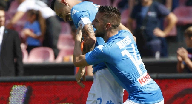 Hamsik e Mertens