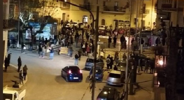 Parroco, sindaco e 200 persone in piazza a S. Marco in Lamis per il rito religioso del Venerdì Santo: la procura apre un'inchiesta